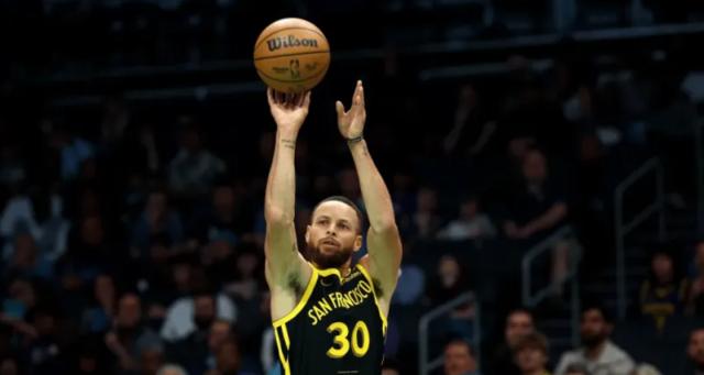 开云官方网站-美媒NBA历史20大控卫 魔术师力压库里 韦少仅第12