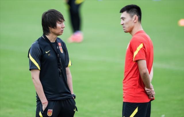 开云登录入口地址-严益唯：准假郑铮，体现尊重和成熟的国足值得期待