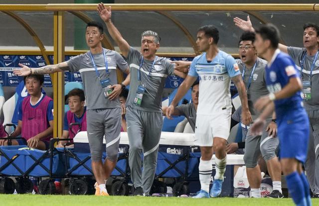 古特比为赛中换人争议“开脱” 信任危机仍未被解除